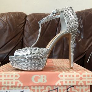 GB heels size 7.5 never worn